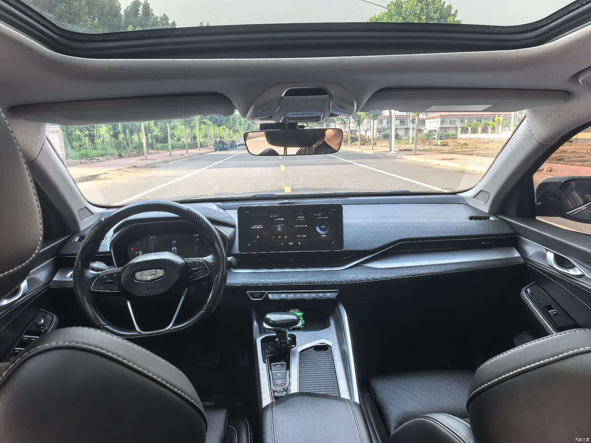 Geely Preface, 2022 8