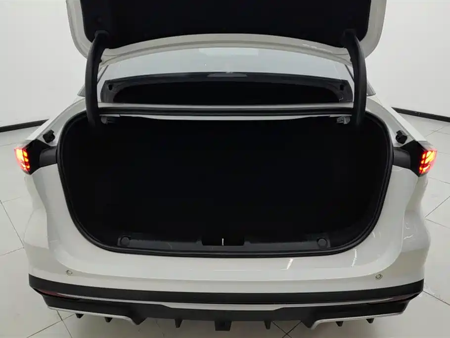 Geely Galaxy Galaxy L6