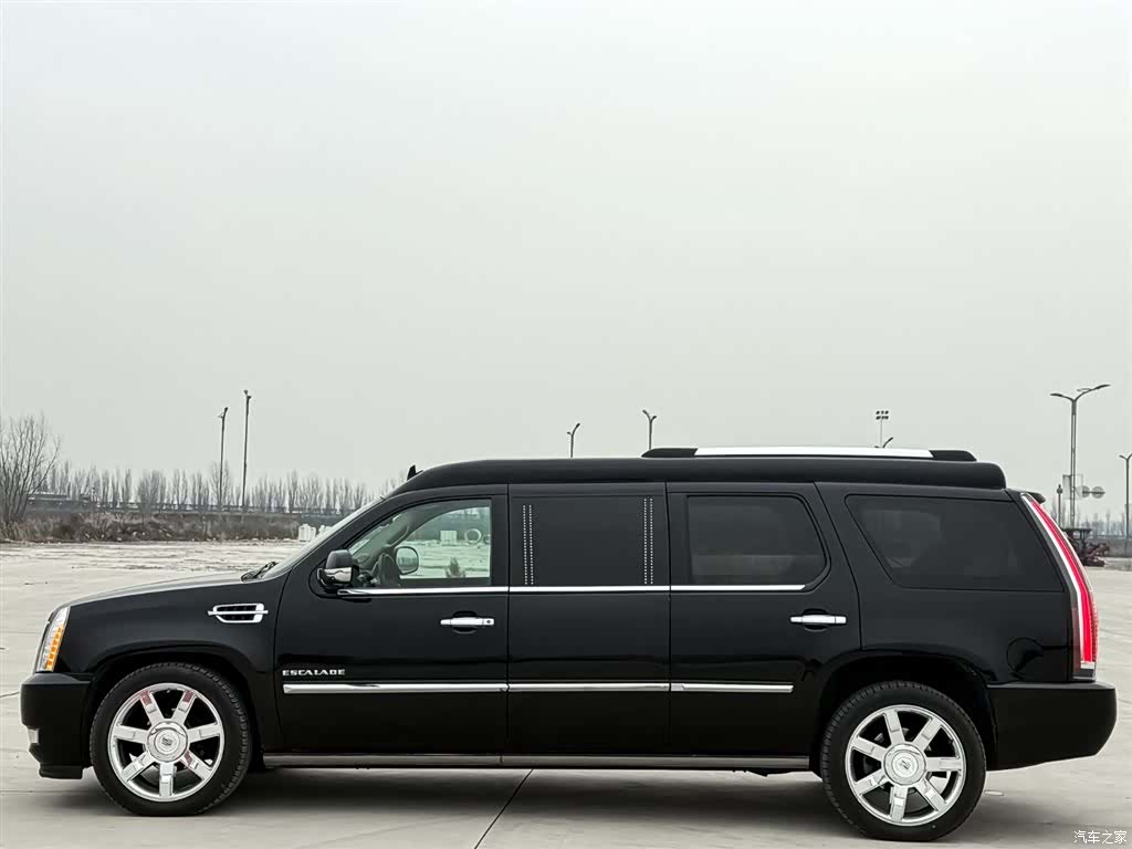 Cadillac Escalade, 2011 9