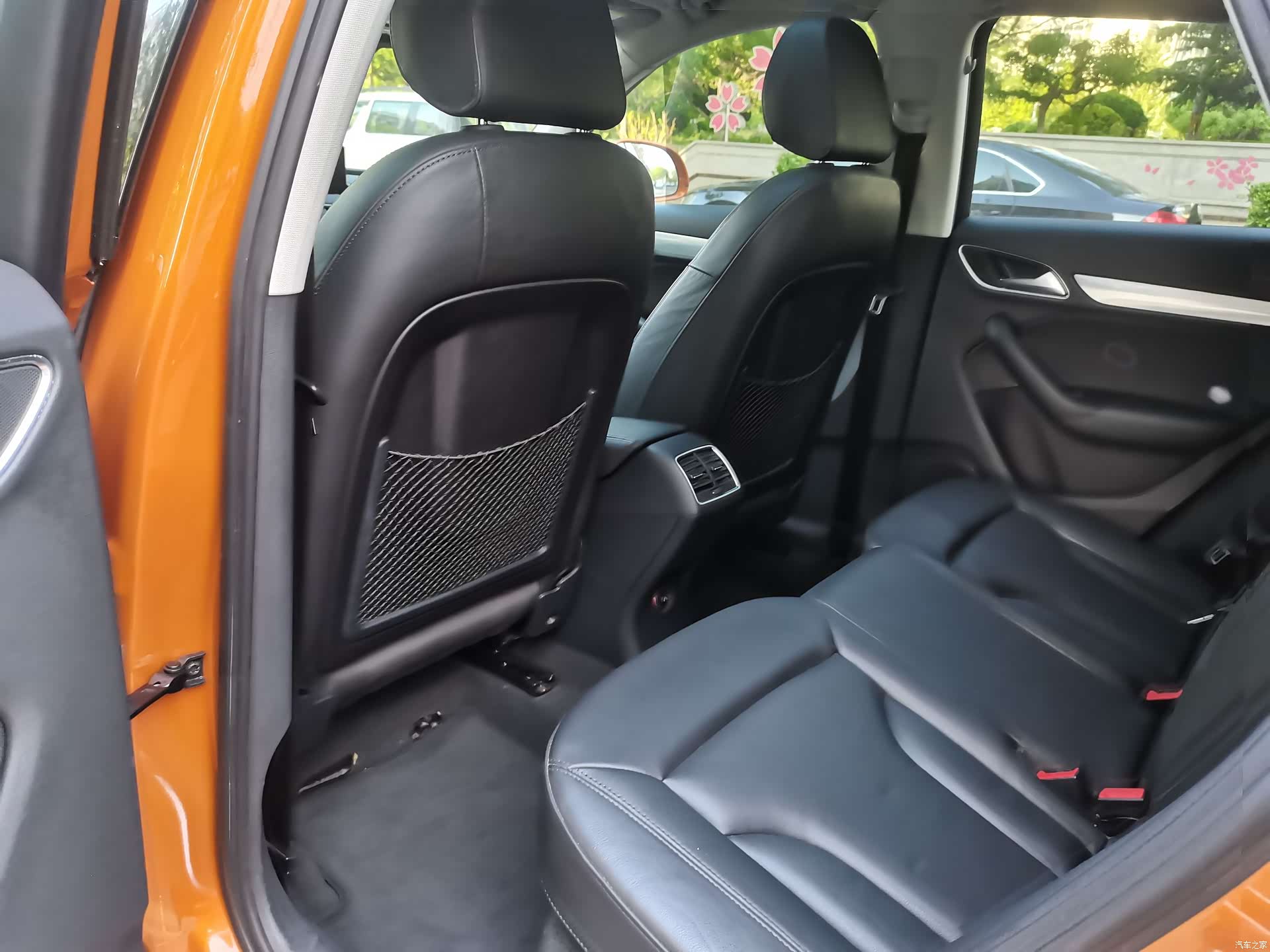 Audi Q3, 2015 23