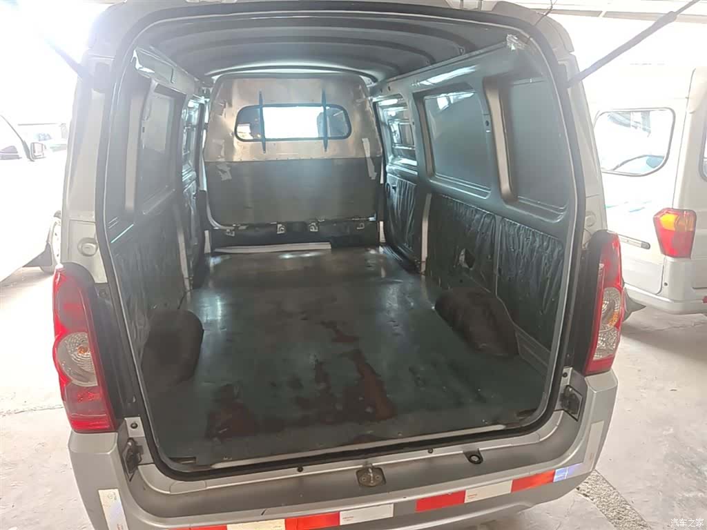 Wuling L3C, 2023 19