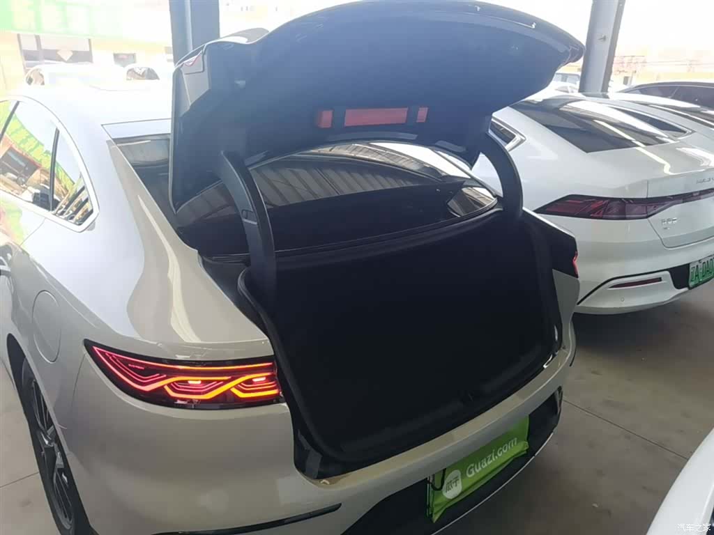 BYD Han, 2025 19