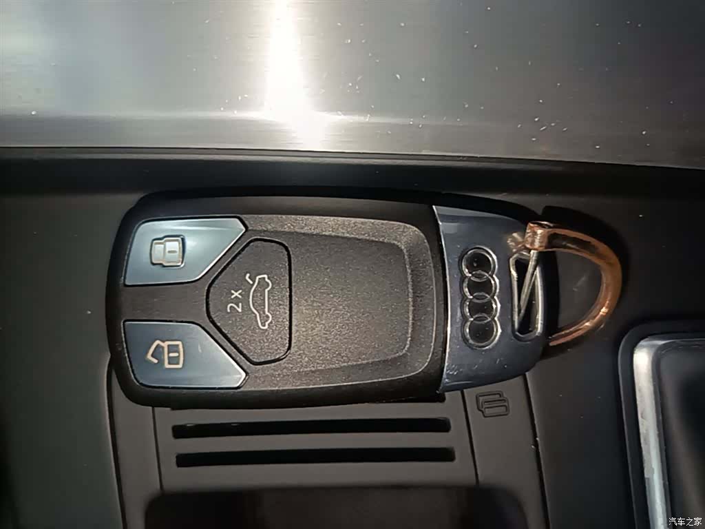 Audi A4L, 2021 9