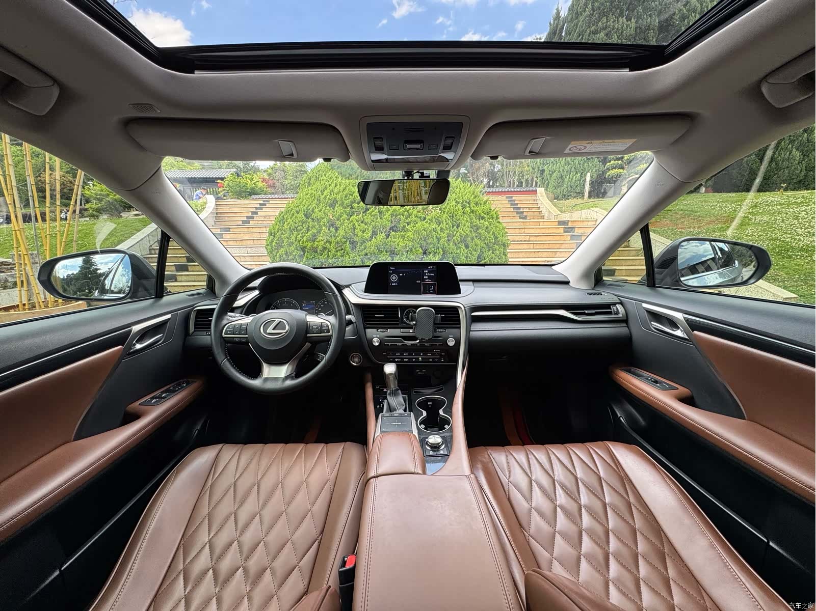Lexus RX, 2022 19