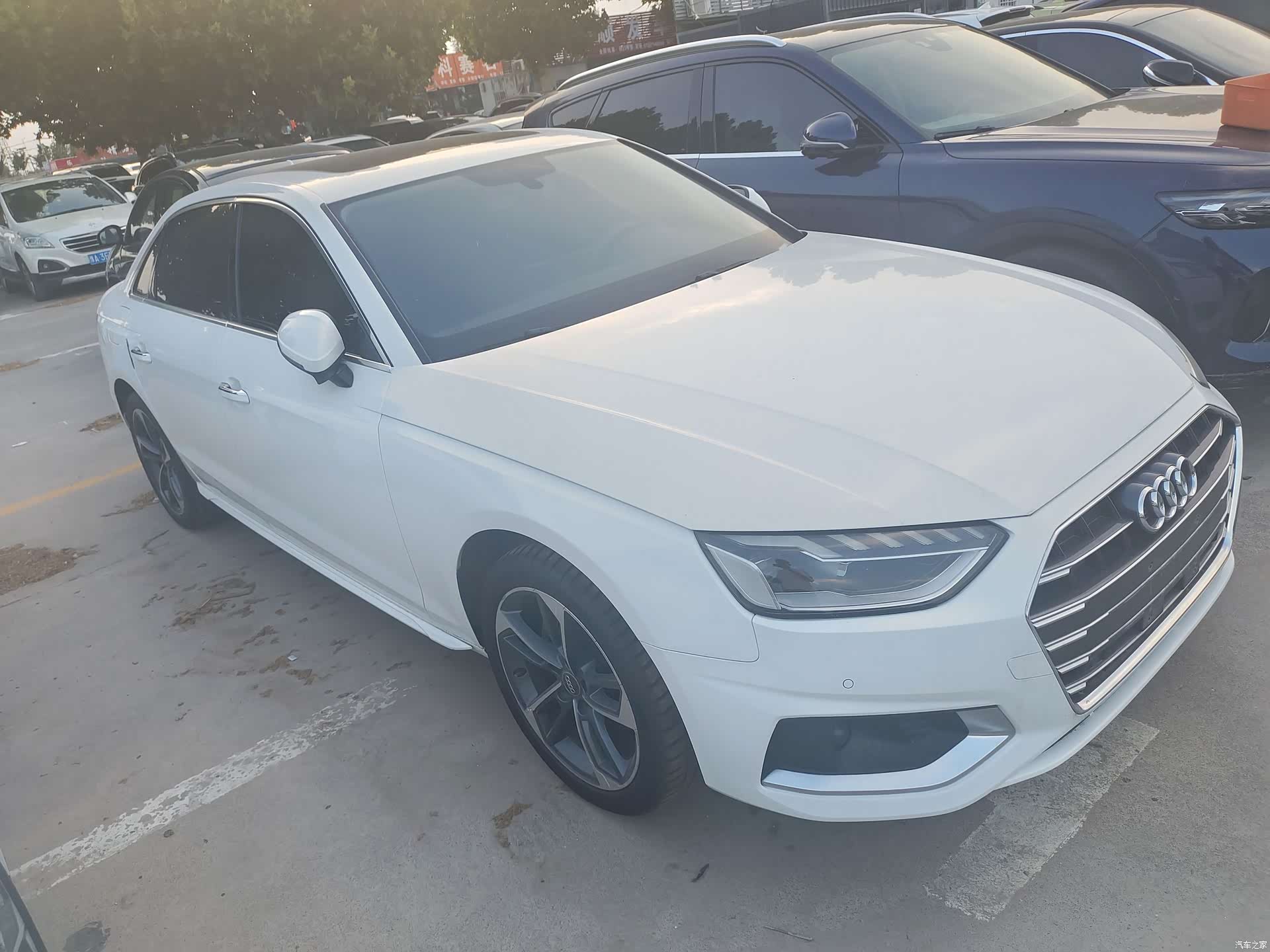 Audi A4L, 2021 3