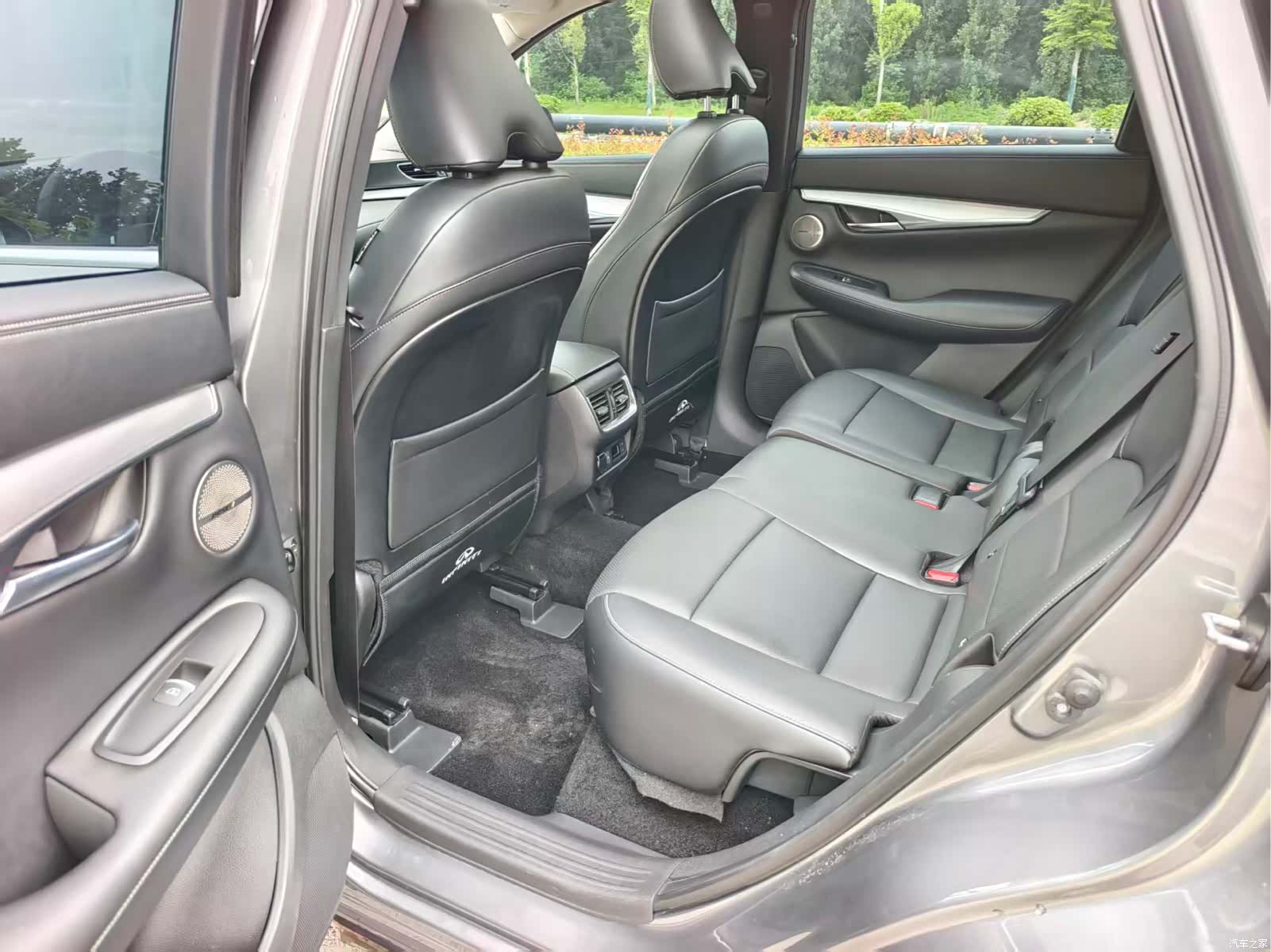 Infiniti QX50, 2018 4