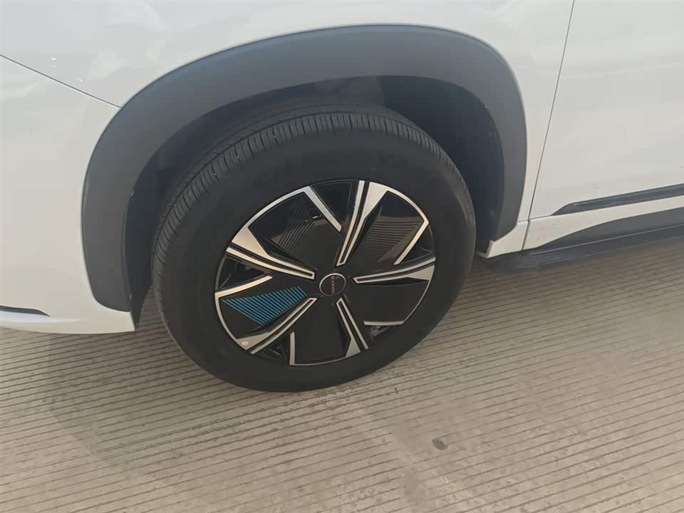 Exeed Chasing the wind C-DM