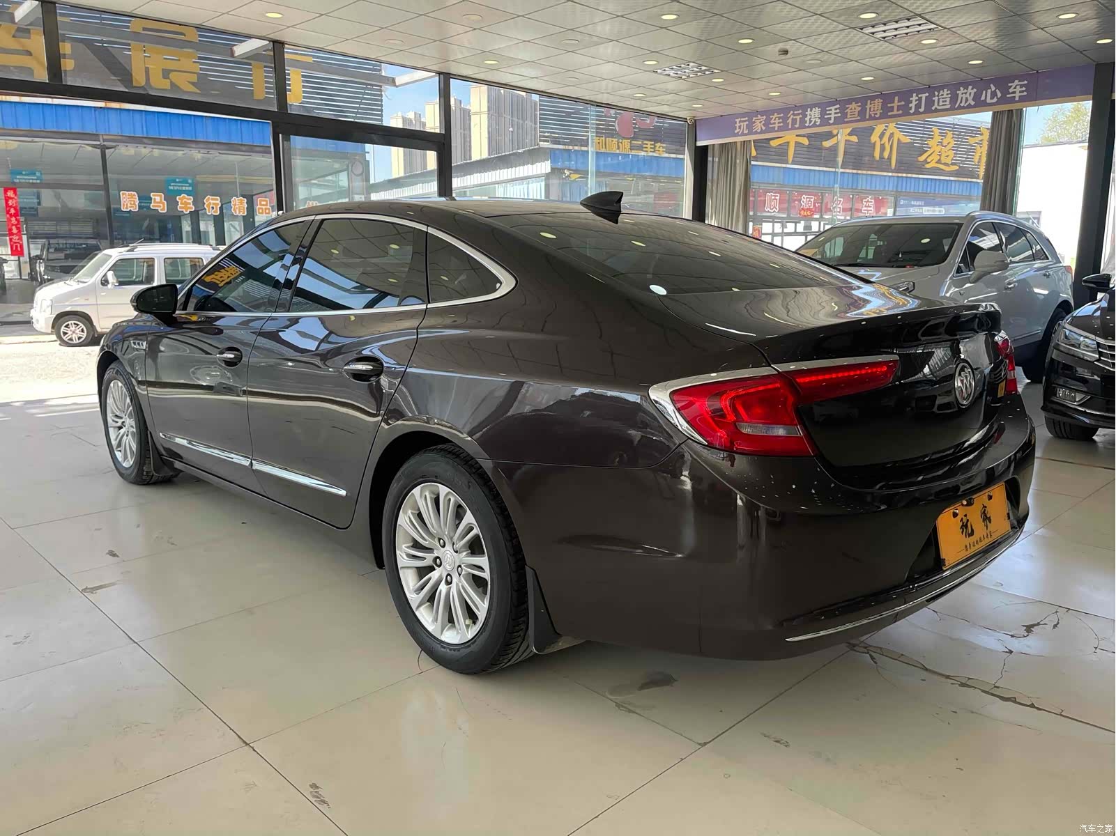 Buick LaCrosse, 2019 20