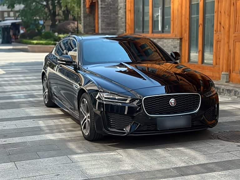 Jaguar XEL