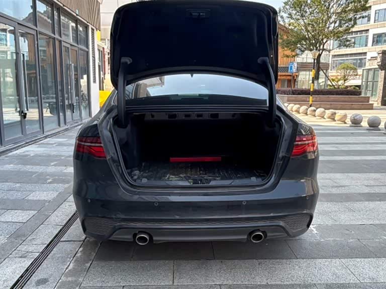 Jaguar XEL