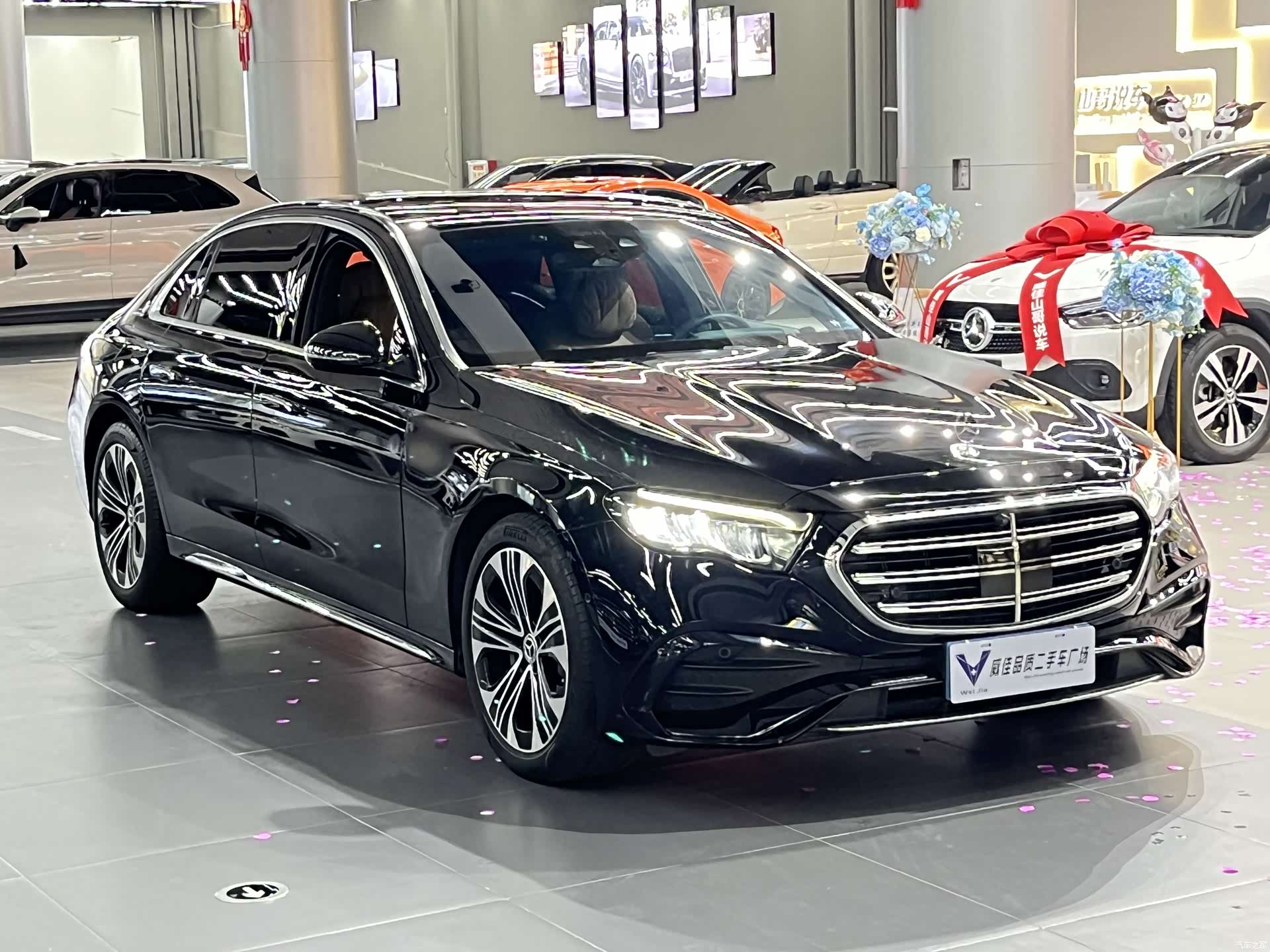Mercedes-Benz E-Class, 2024 3