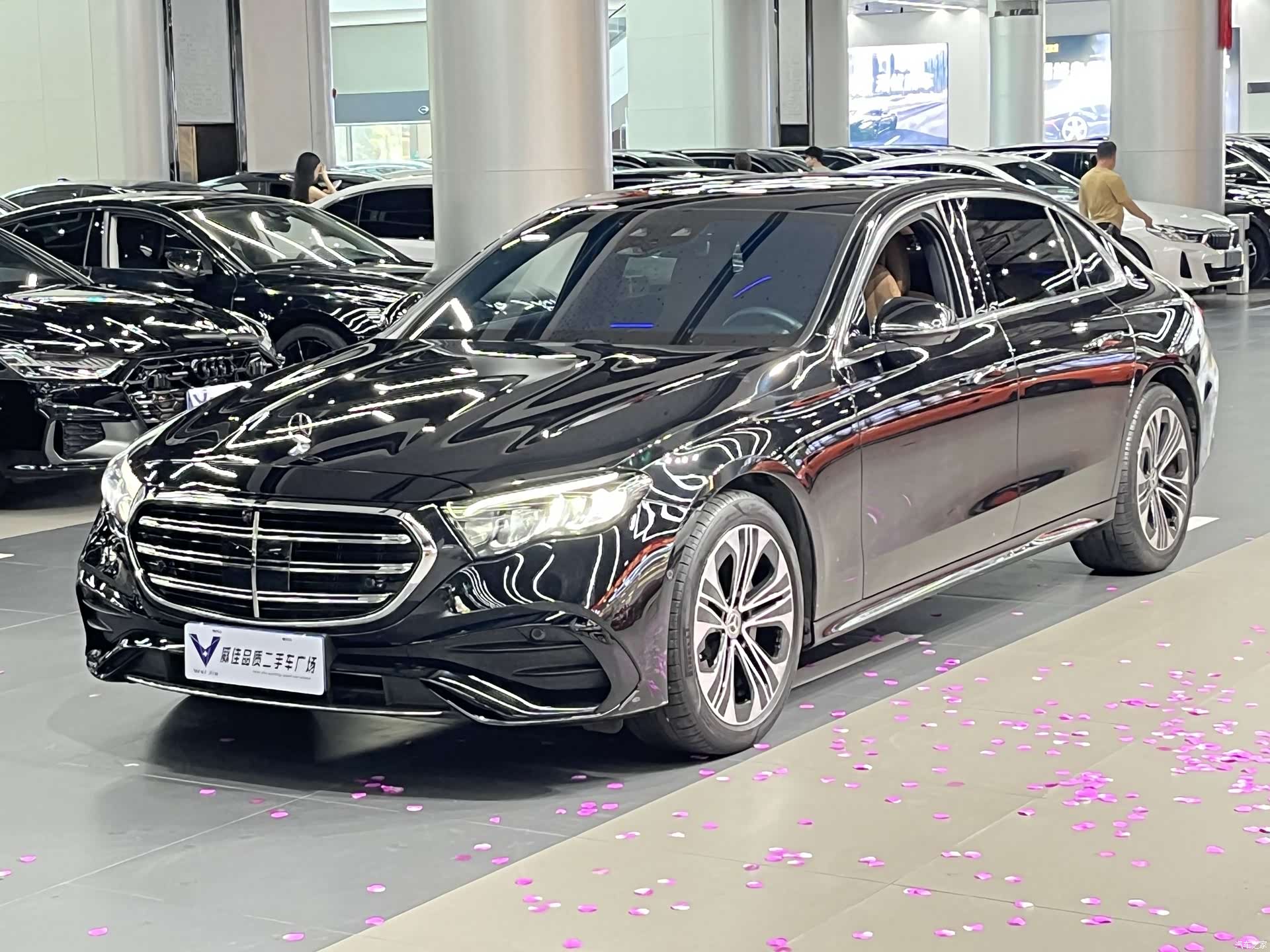 Mercedes-Benz E-Class, 2024 1