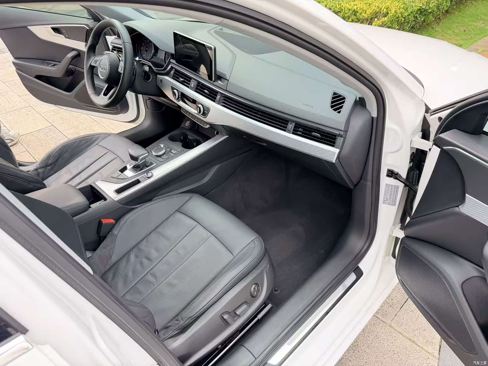 Audi A4L, 2017 13
