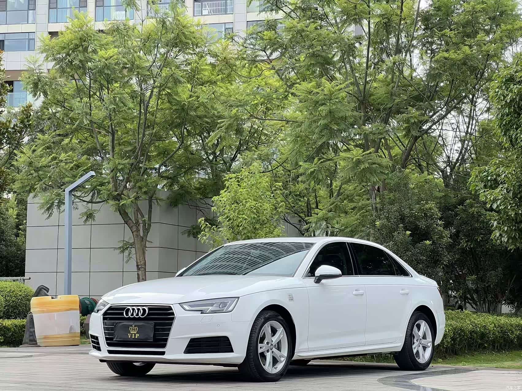 Audi A4L, 2017 1