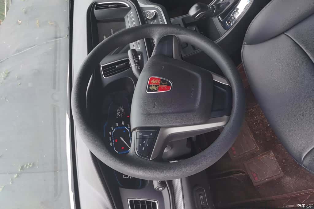 Roewe 360, 2016 15