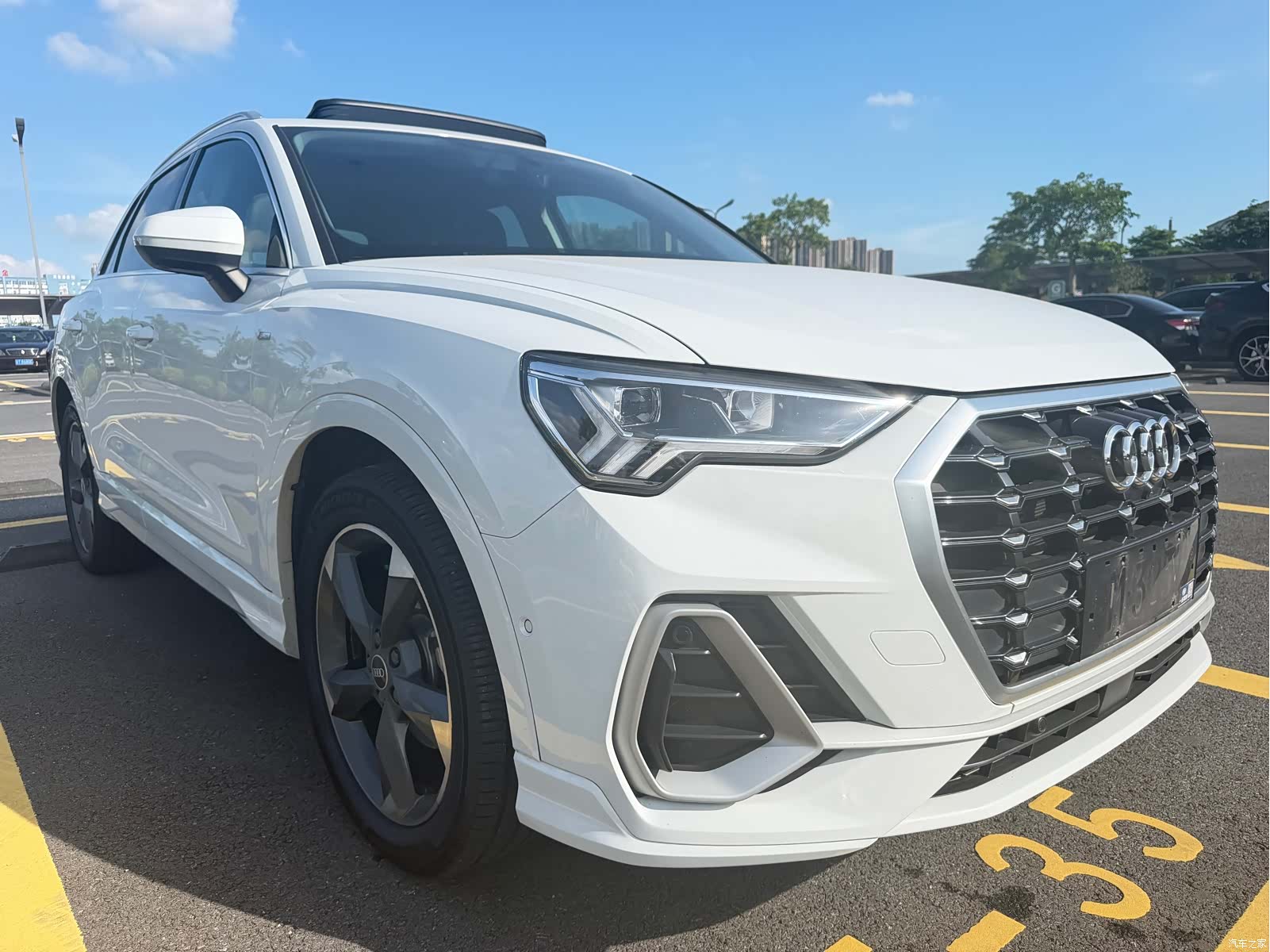 Audi Q3, 2022 3