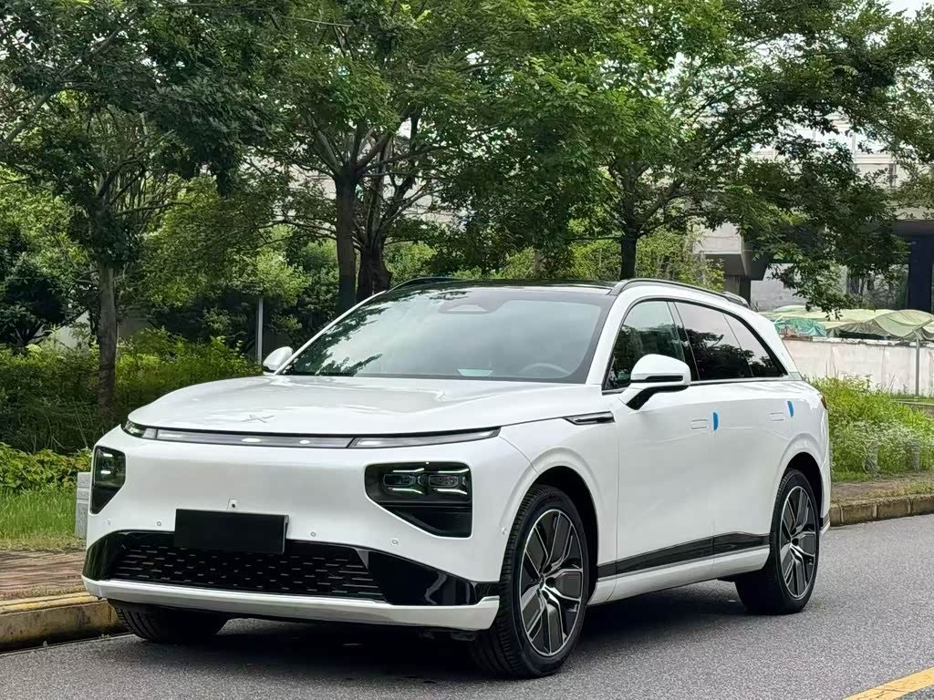 XPENG G9
