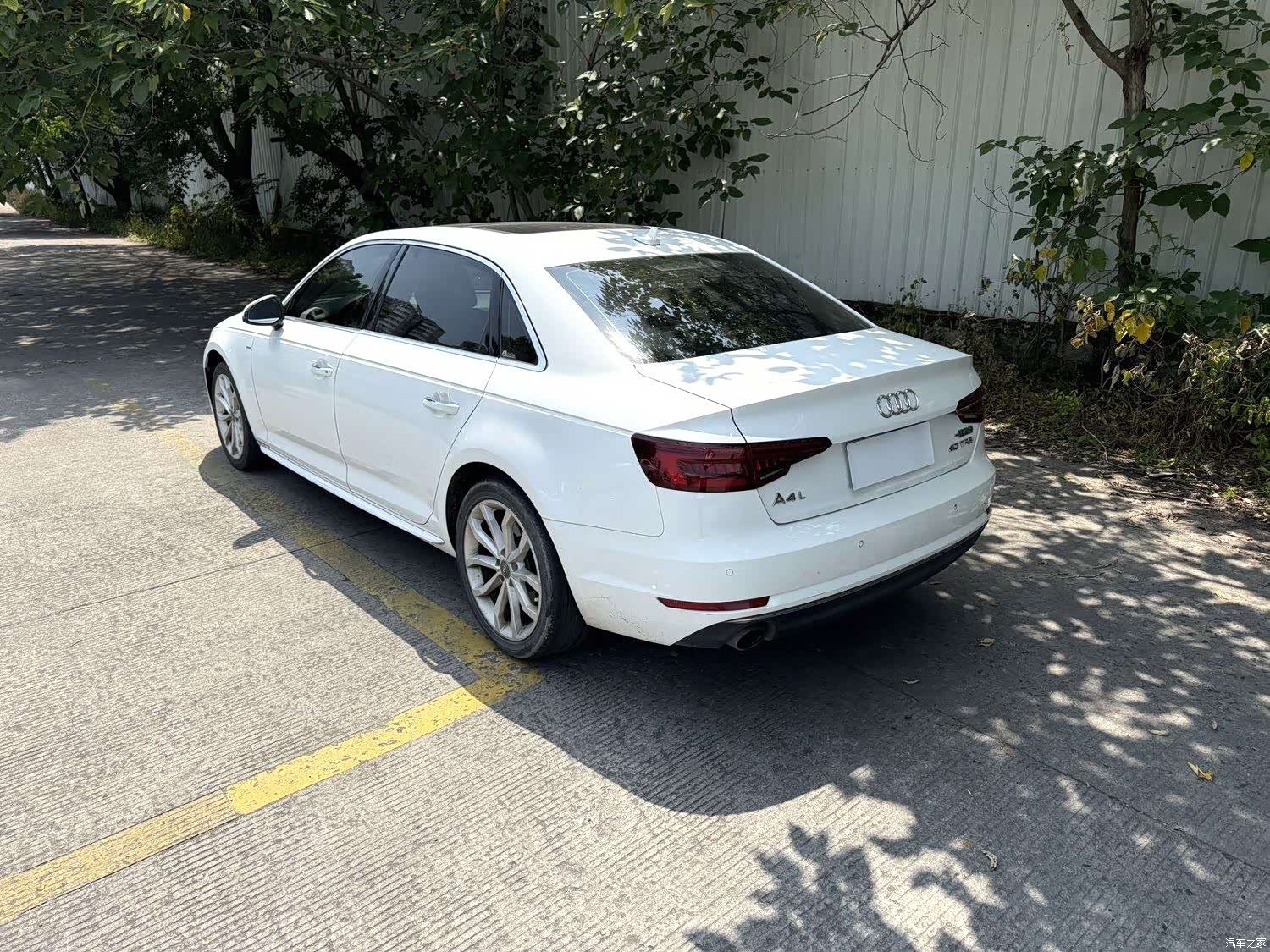 Audi A4L, 2018 16