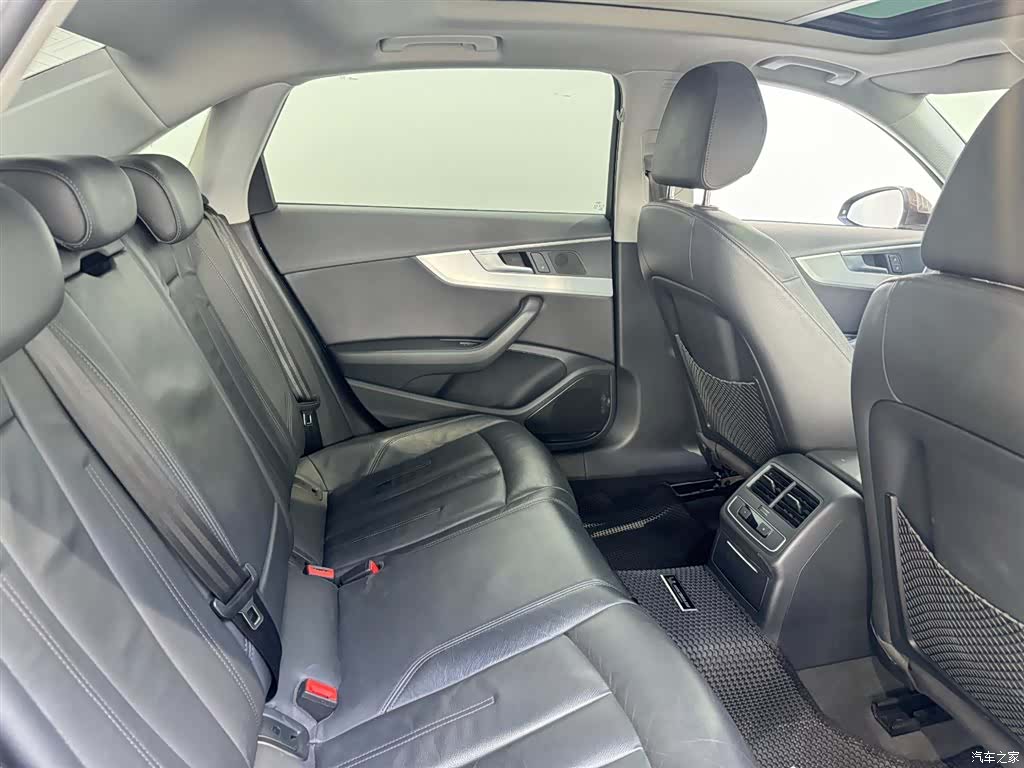 Audi A4L, 2020 8