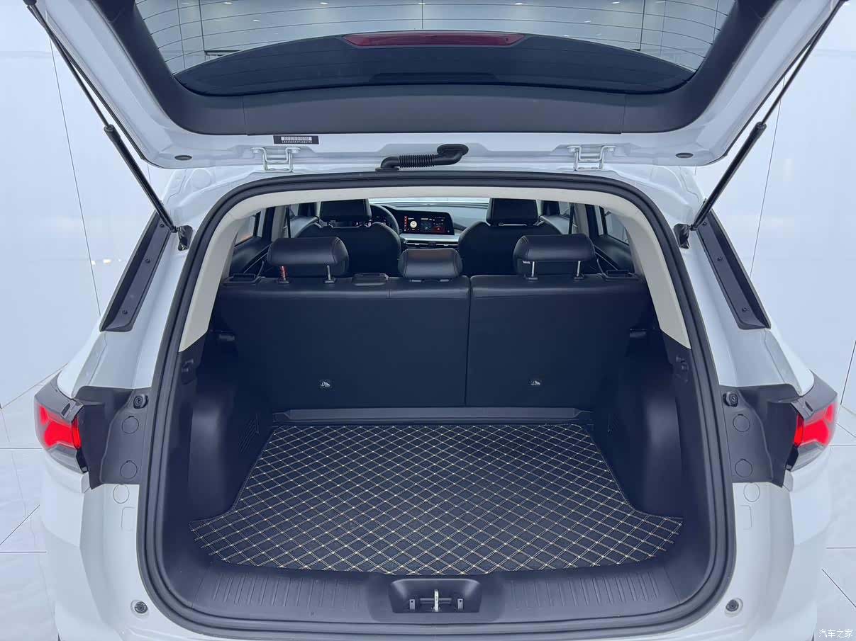 Changan CS35, 2023 12