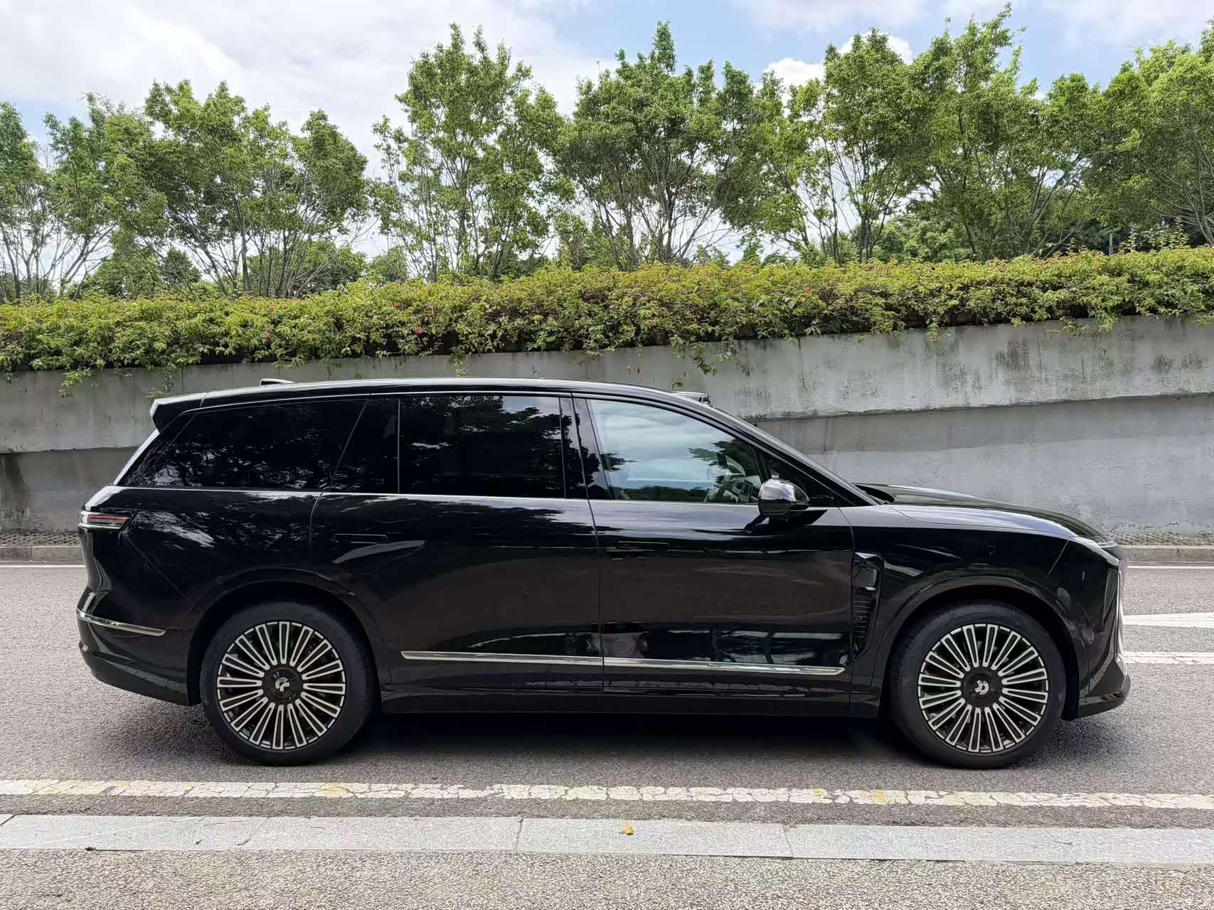 NIO ES8, 2026 6
