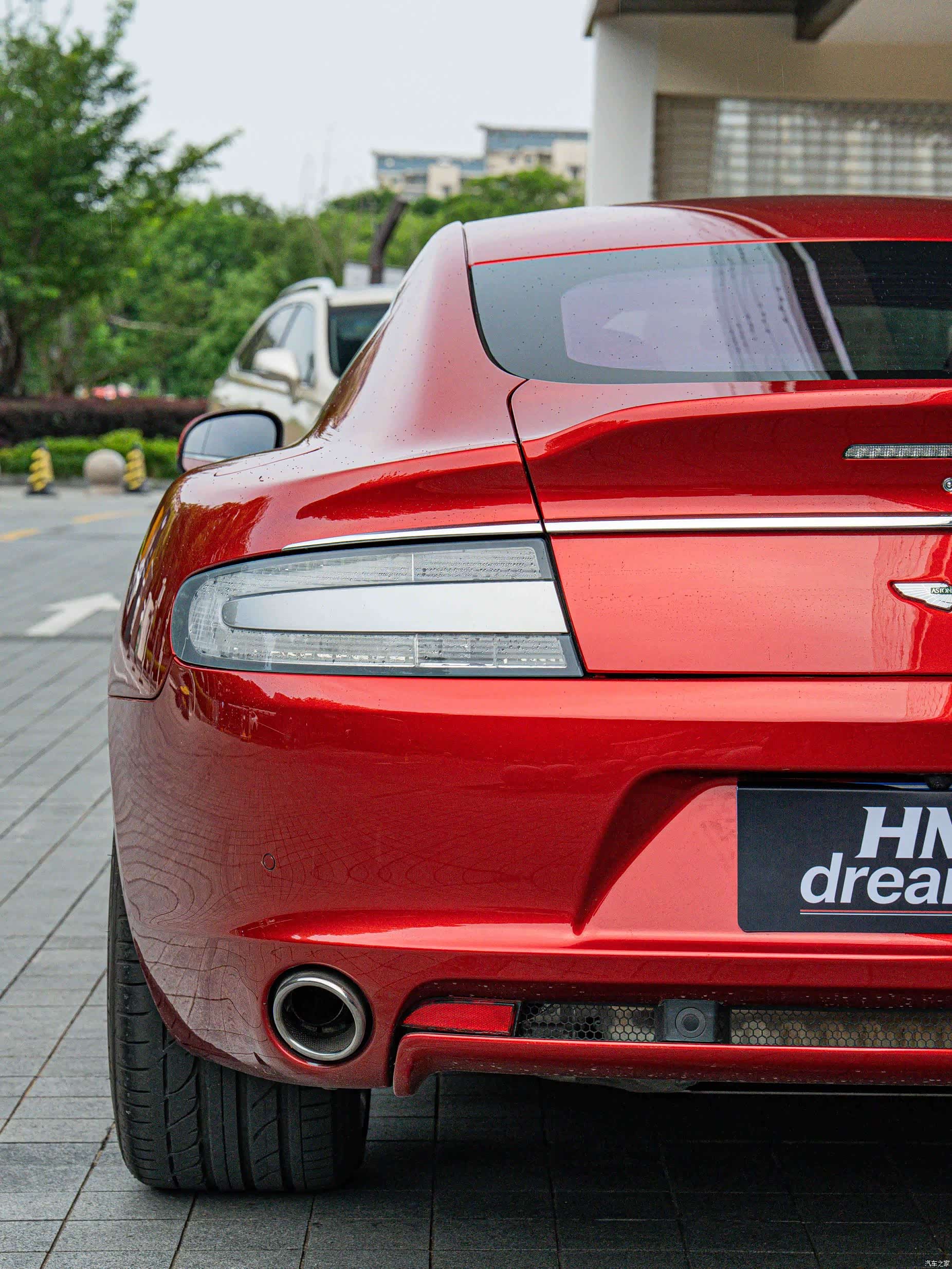Aston Martin Rapide, 2014 9