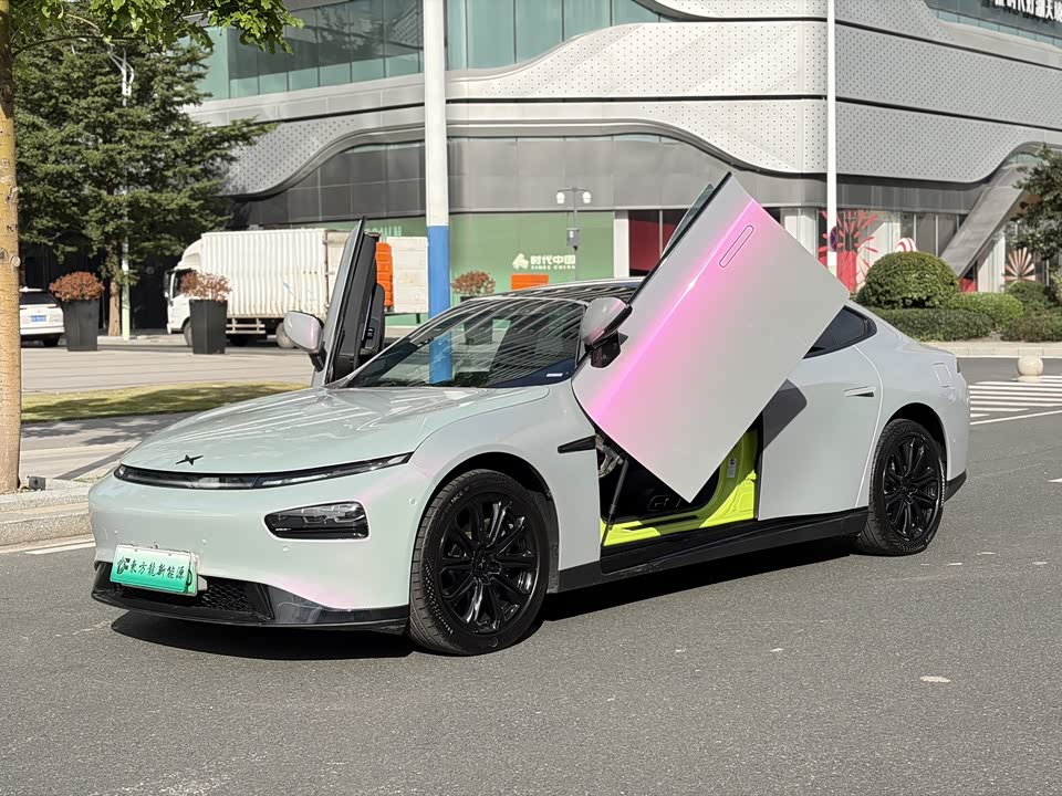 XPENG P7