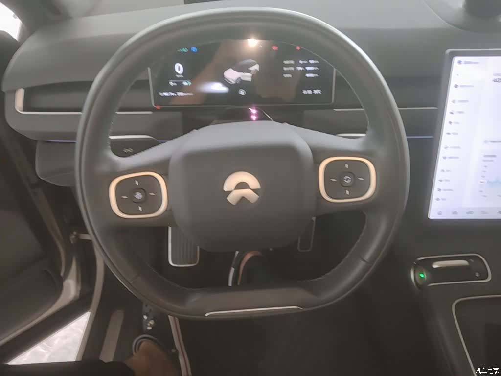 NIO ES8, 2025 11