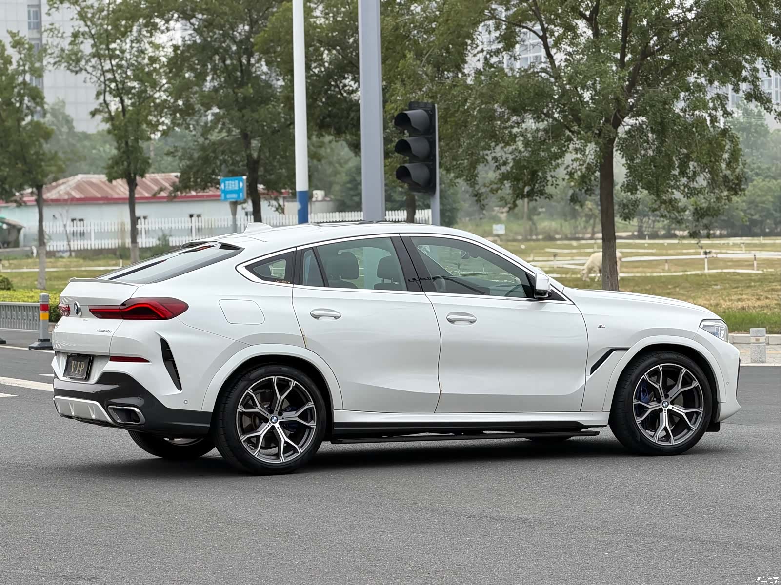 BMW X6, 2020 8
