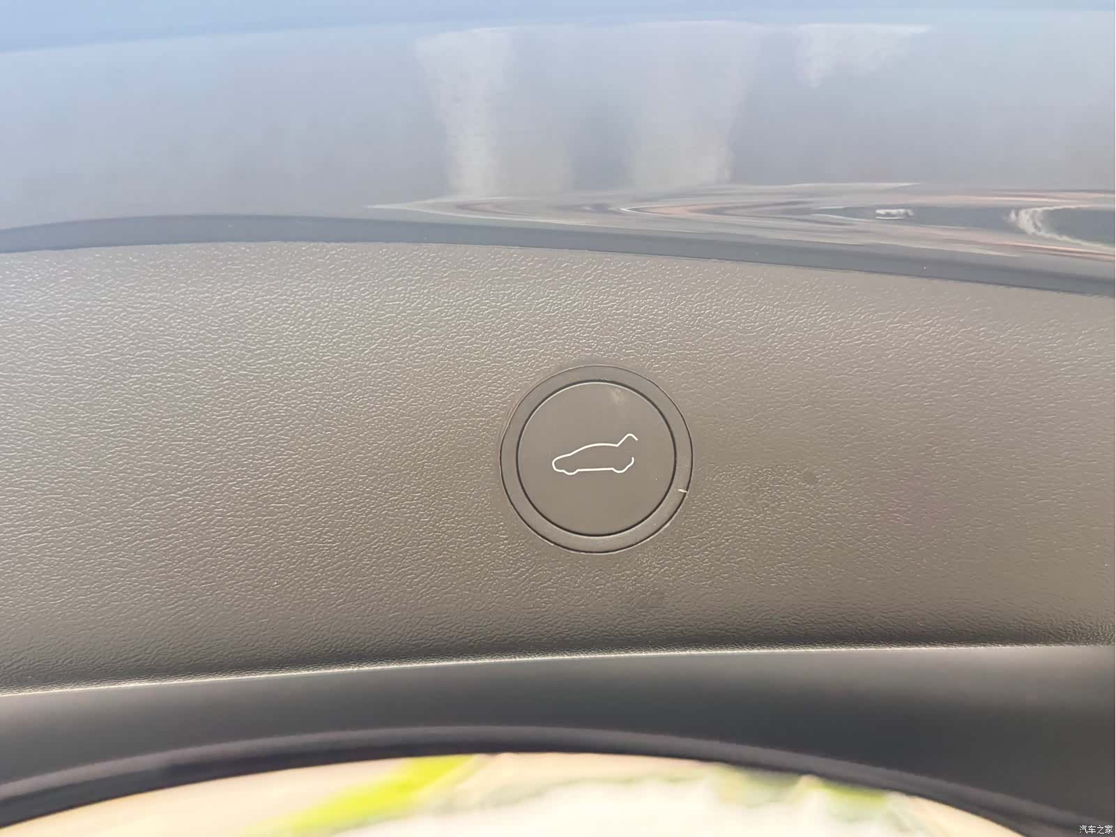 Tesla Model 3, 2023 16