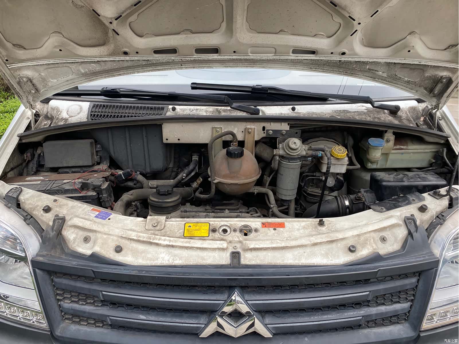 Maxus V80, 2013 6