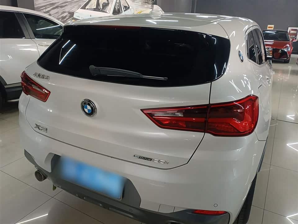 BMW X2