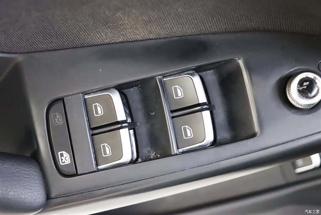 Audi A4L, 2014 25