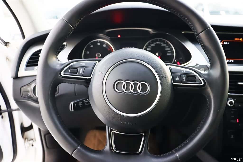 Audi A4L, 2014 13