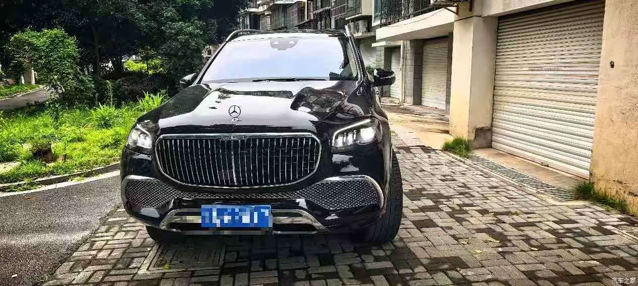 Maybach GLS, 2024 7