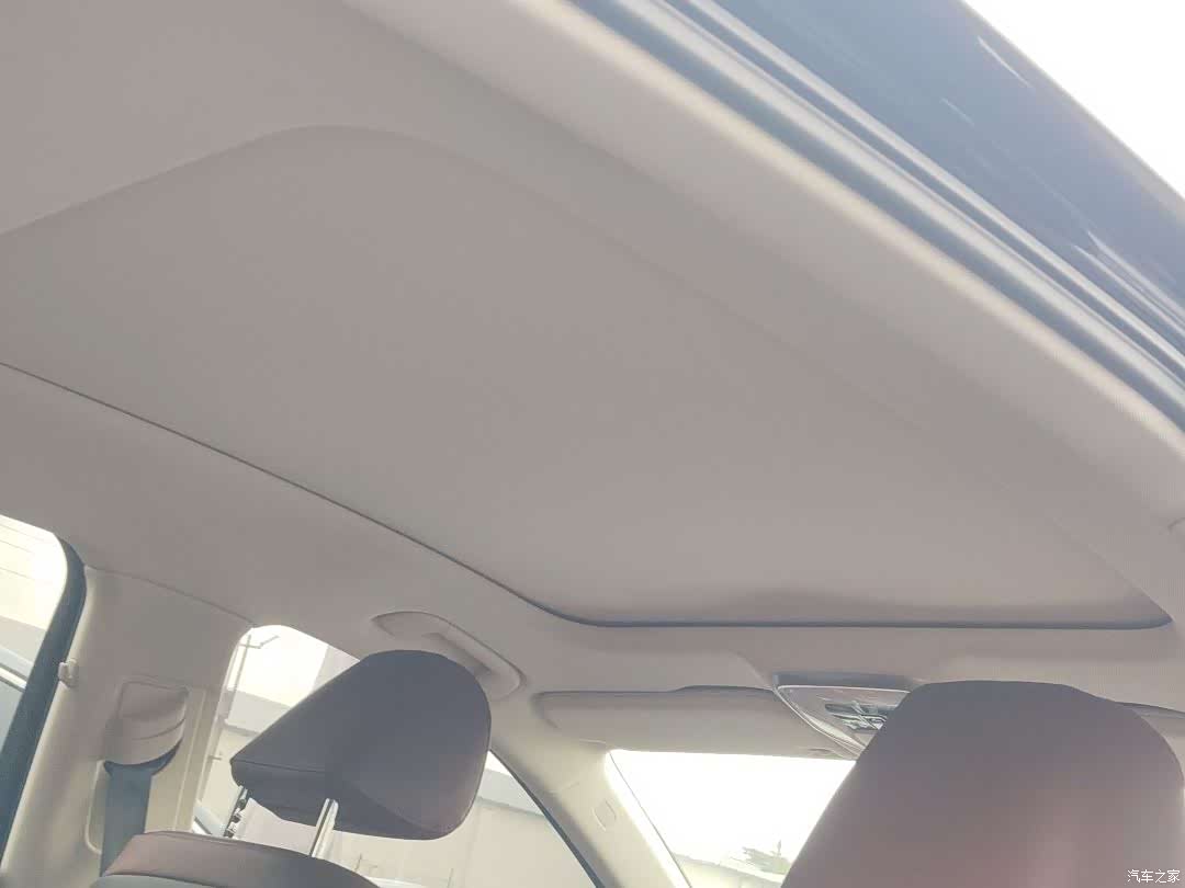 Hongqi H5, 2023 9
