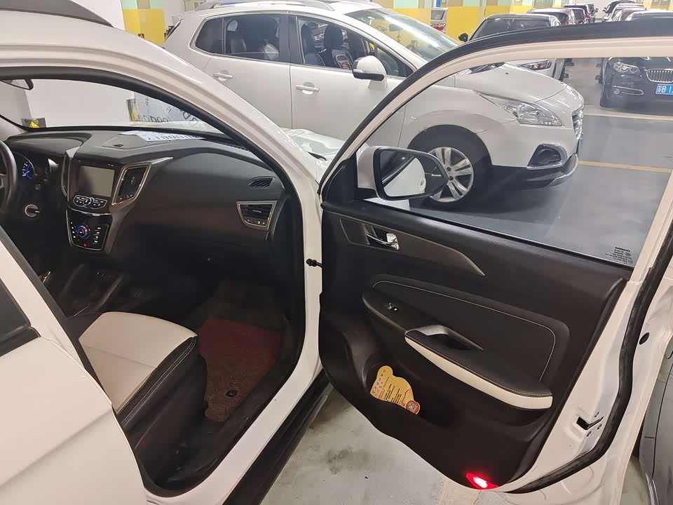 Changan CS35