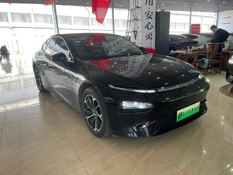 XPENG P7