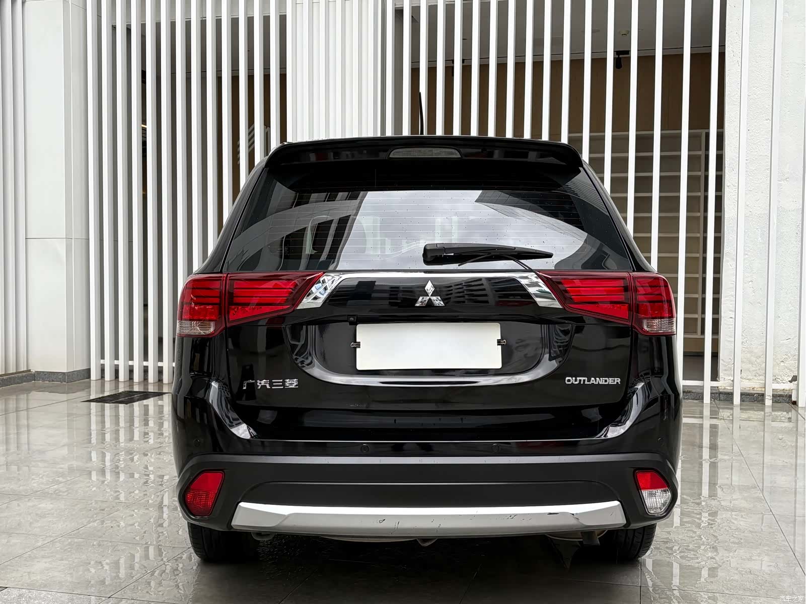 Mitsubishi Outlander, 2017 14