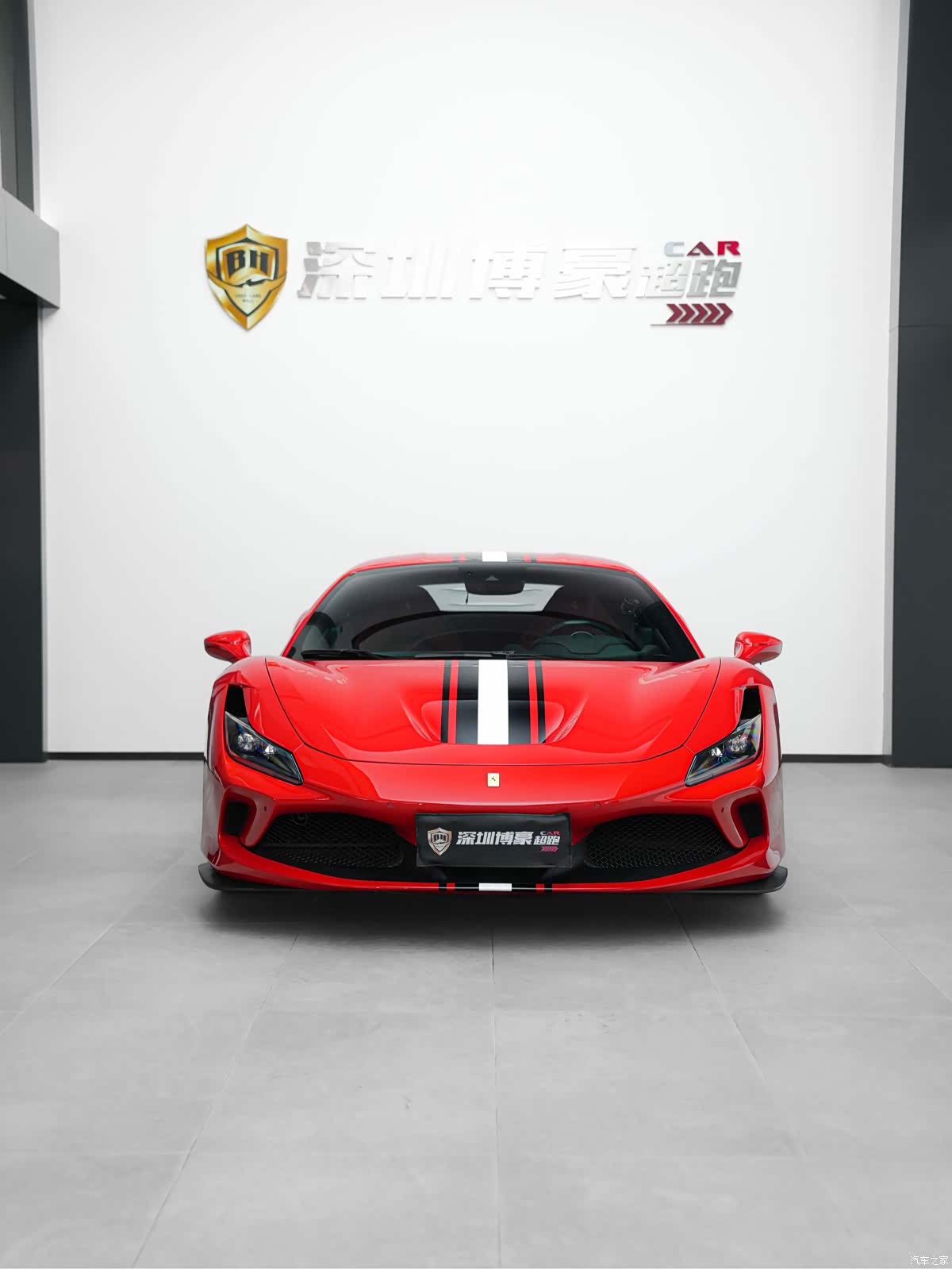 Ferrari F8, 2021 8