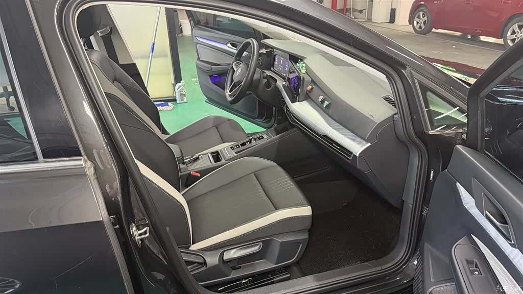 Volkswagen Golf, 2021 4