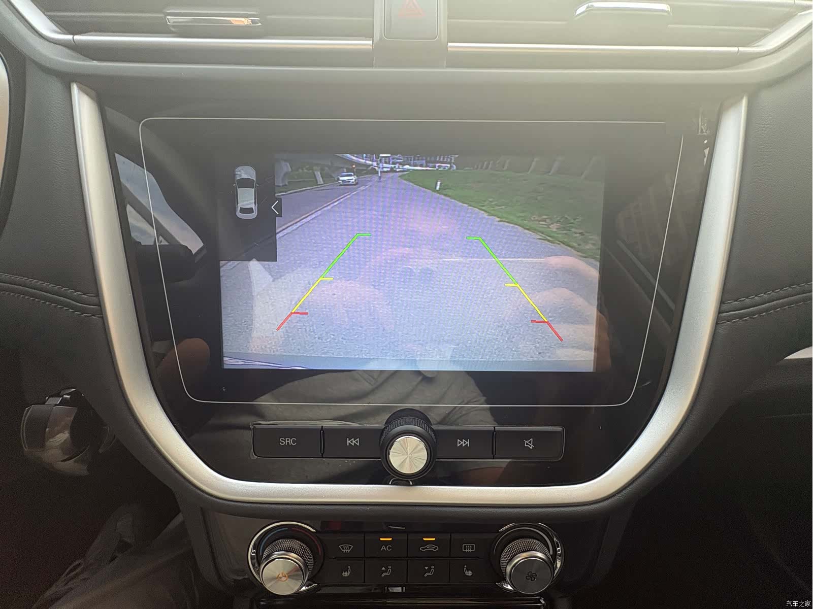 Roewe RX3, 2019 12
