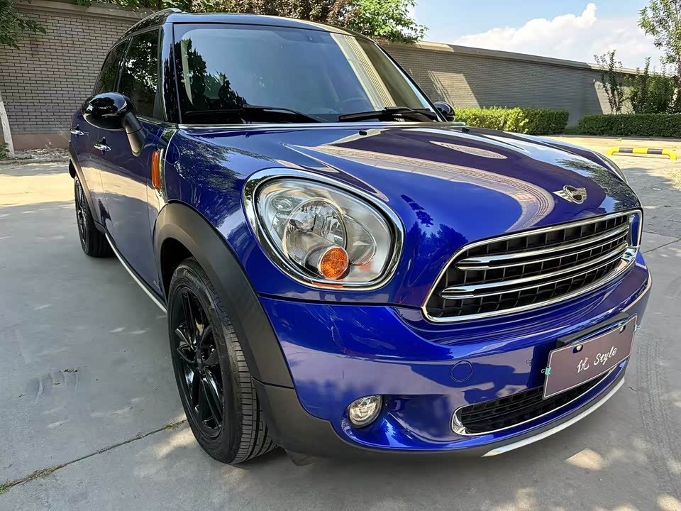MINI COUNTRYMAN