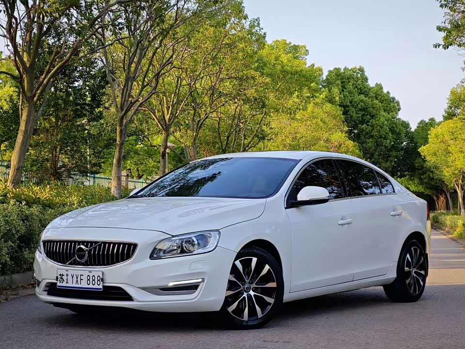 Volvo S60