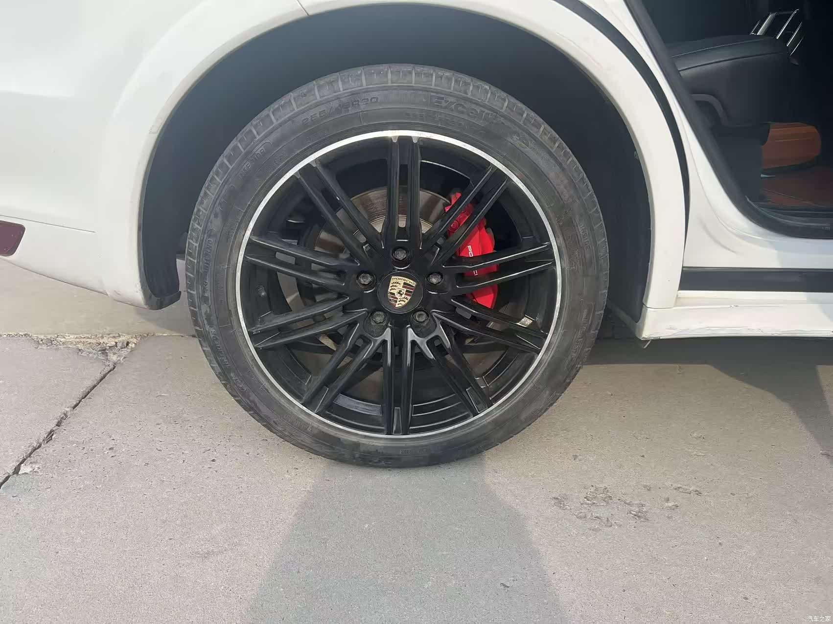 Porsche Cayenne, 2015 8