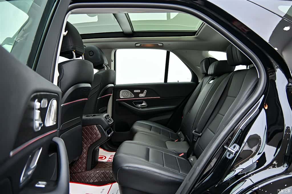 Mercedes-Benz GLE, 2023 12