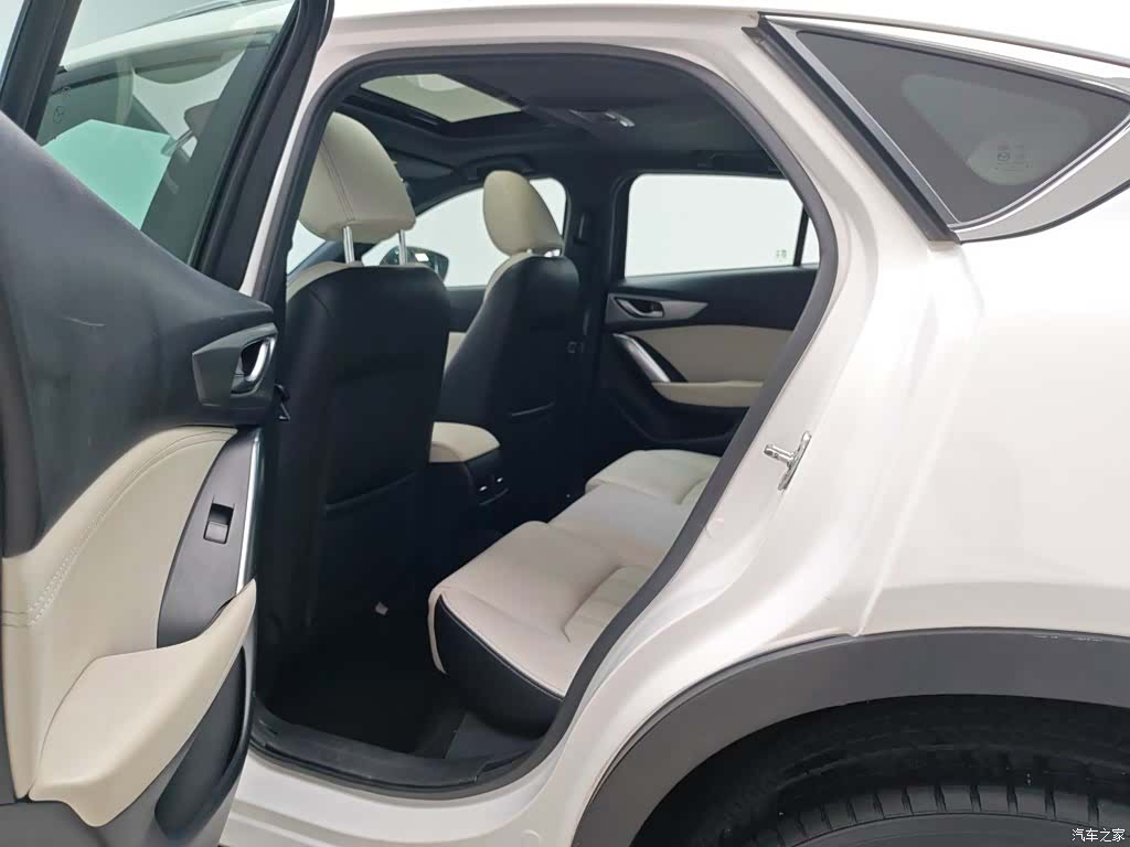 Mazda CX-4, 2016 15