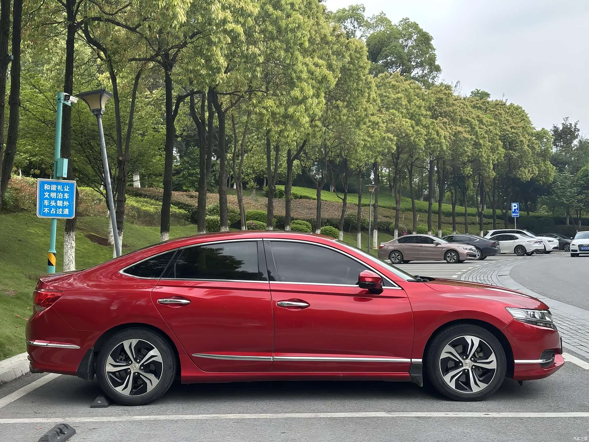 Honda Spirior, 2016 4