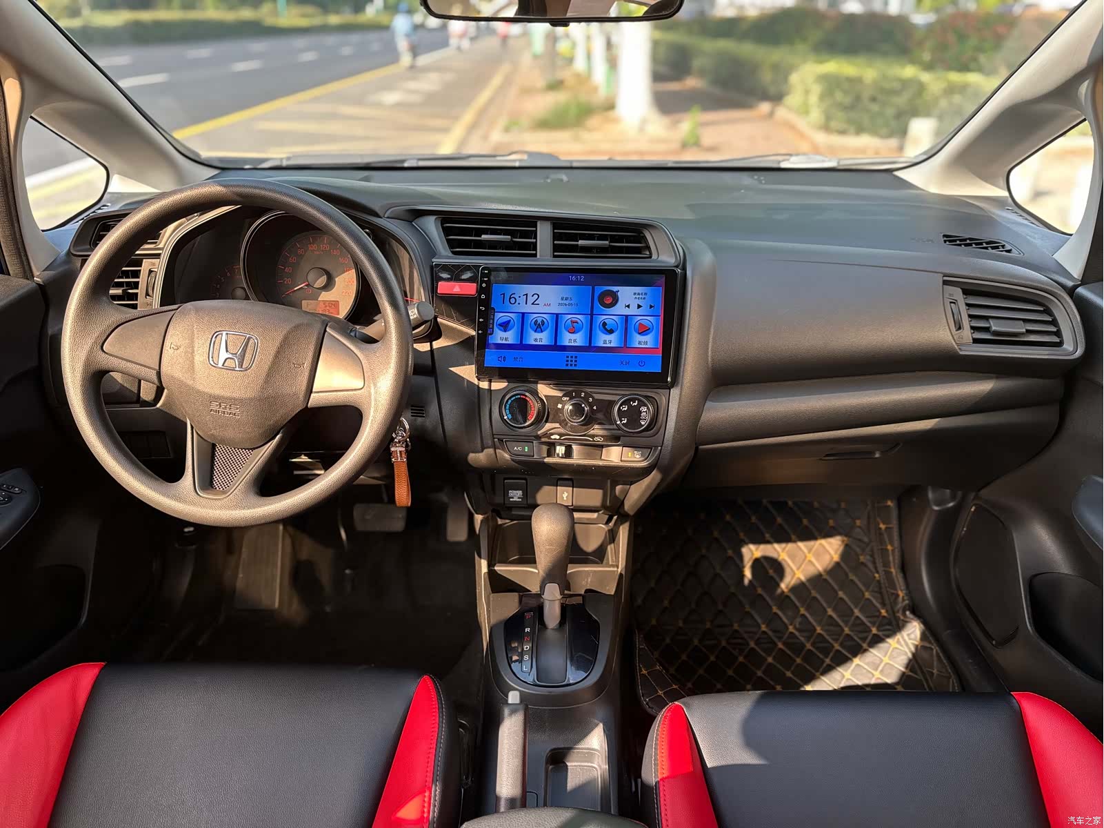 Honda Fit, 2016 11