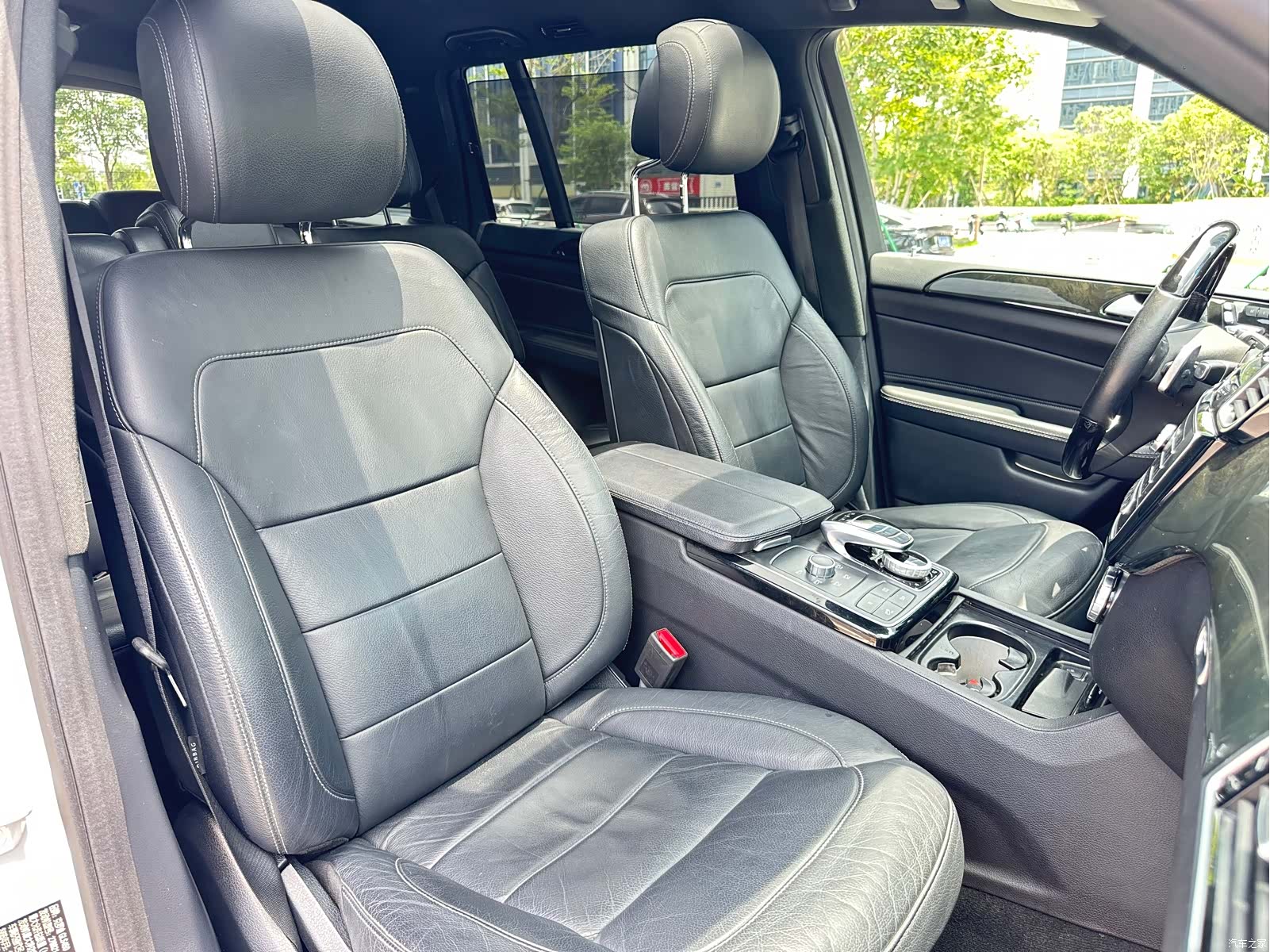 Mercedes-Benz GLS, 2018 13